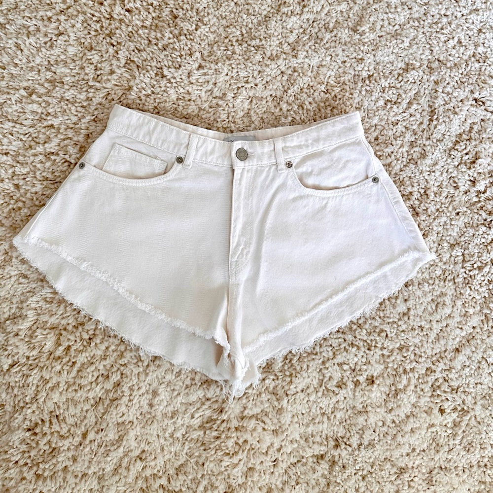 Zara Shorts